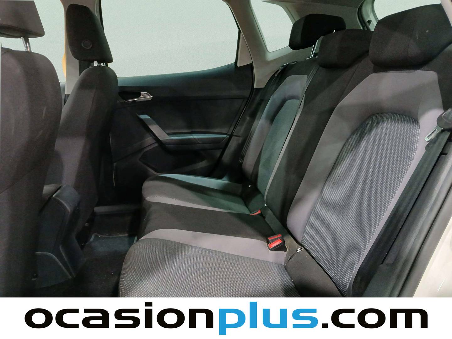 Foto Seat Arona SEAT Arona 1.0 TSI Ecomotive S&S Style Edition (95 CV)