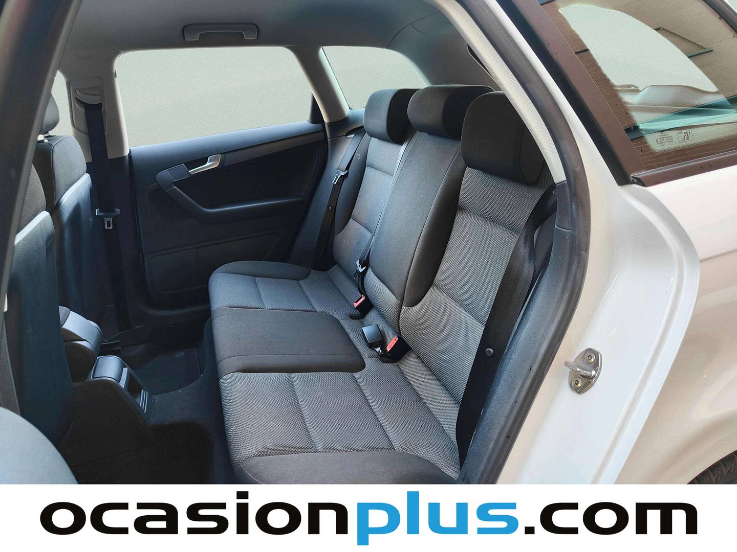 Foto asientos traseros Audi A3 Audi A3 Sportback Attraction 1.6 TDI (105 CV)