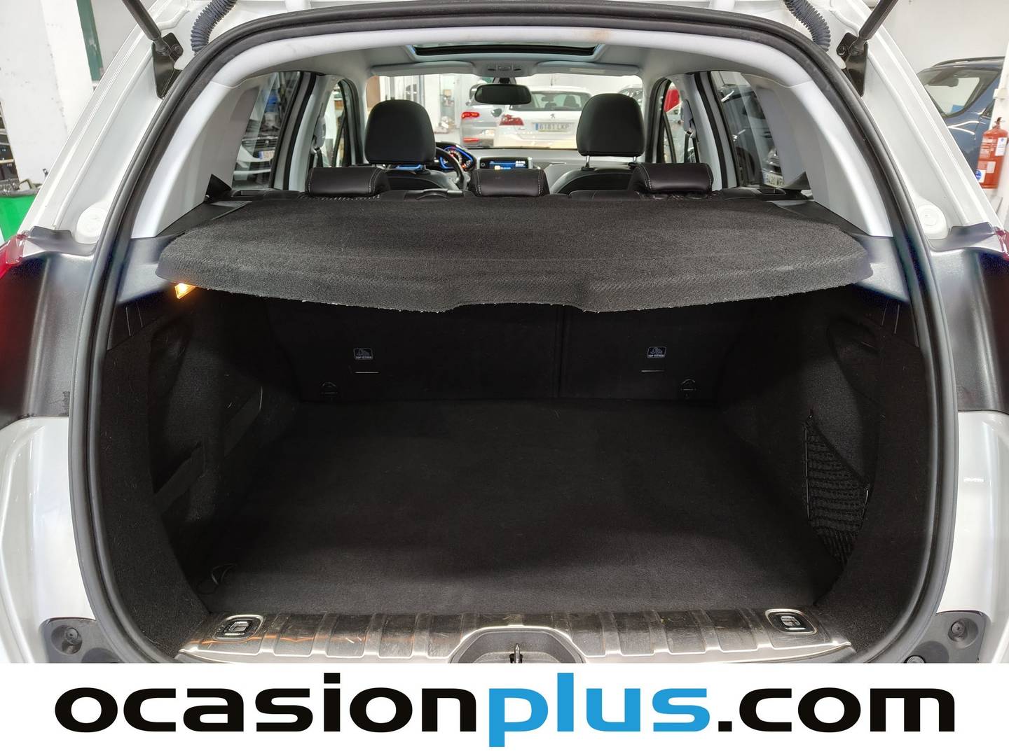 Foto Peugeot 2008 Peugeot 2008 BlueHDi 120 S&S Allure (120 CV)