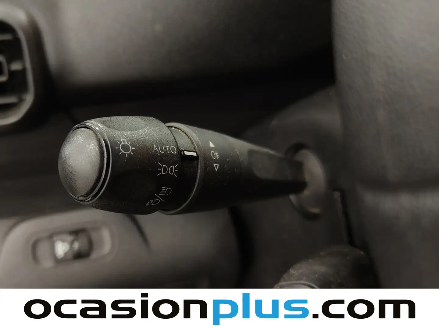 Foto Peugeot Rifter Peugeot Rifter Active Pack Business Standard BlueHDi (100 CV)