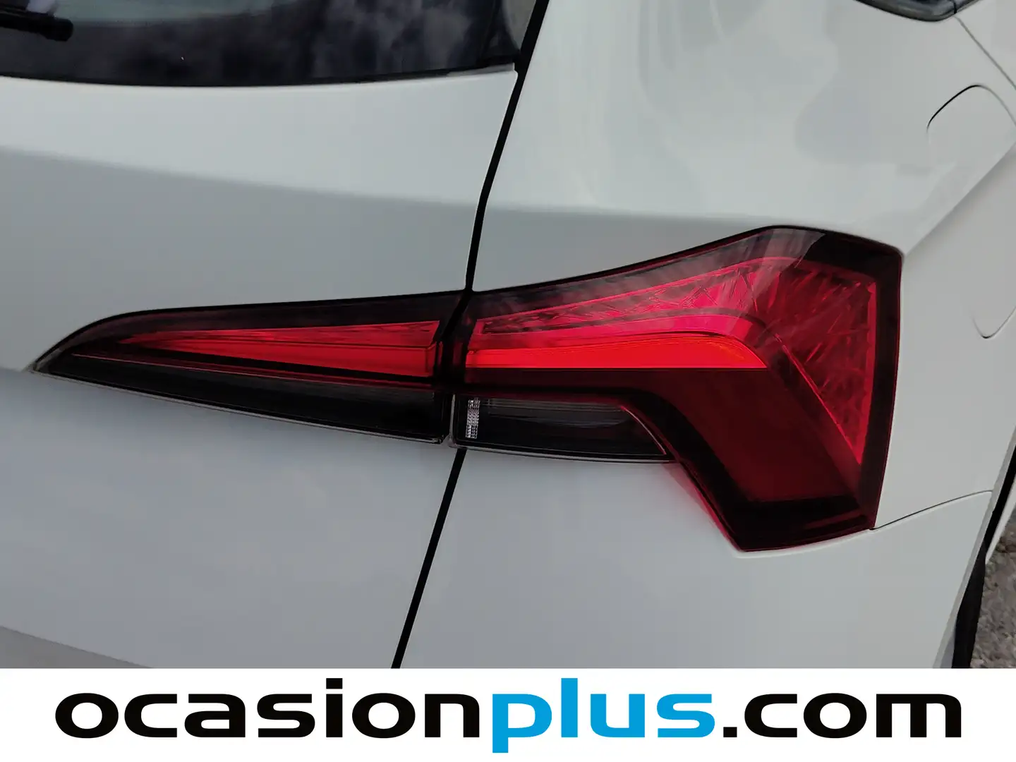 Foto Skoda Kamiq Skoda Kamiq 1.0 TSI Ambition DSG (110 CV)