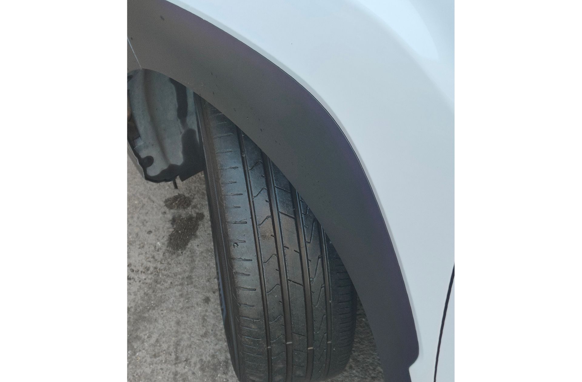 Hyundai Kona 1.6 GDI HEV Tecno 2C DCT - foto 35