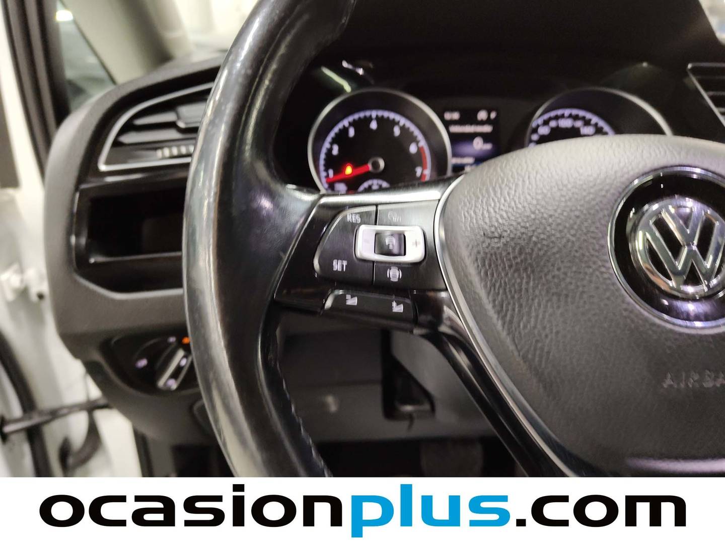 Volkswagen Touran Volkswagen Touran Sport 1.5 TSI Pack R-line (150 CV) DSG 7 Plazas seminuevo