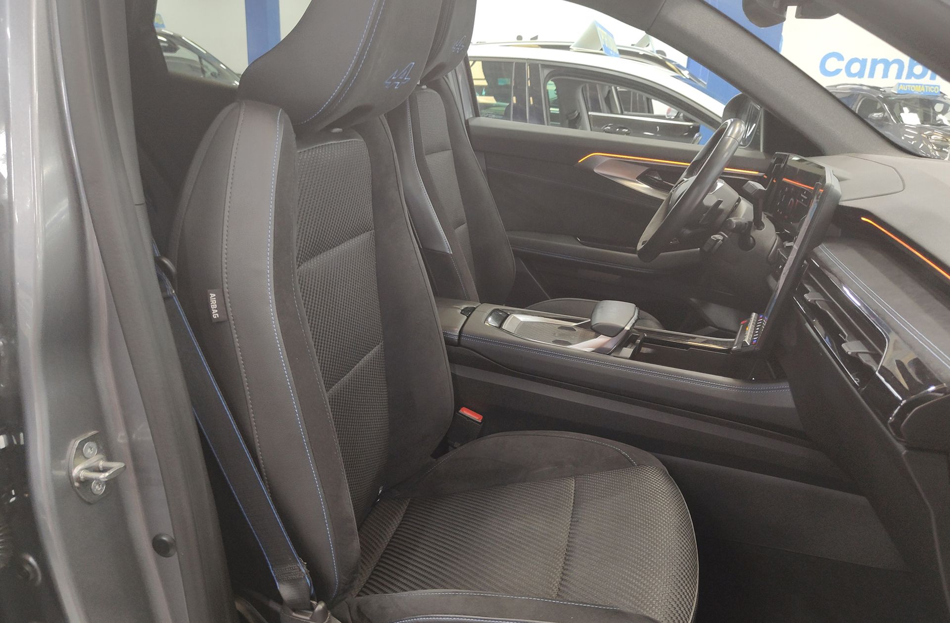Renault Austral Techno Esprit Alpine Mild Hybrid - foto 19