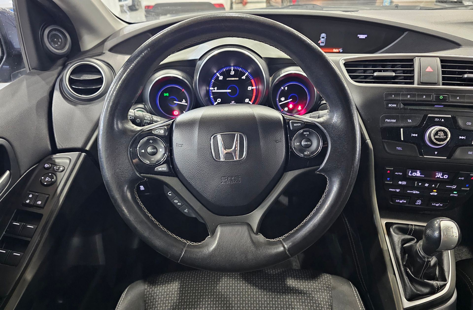 Honda Civic Tourer 1.6 i-DTEC Elegance - foto 20