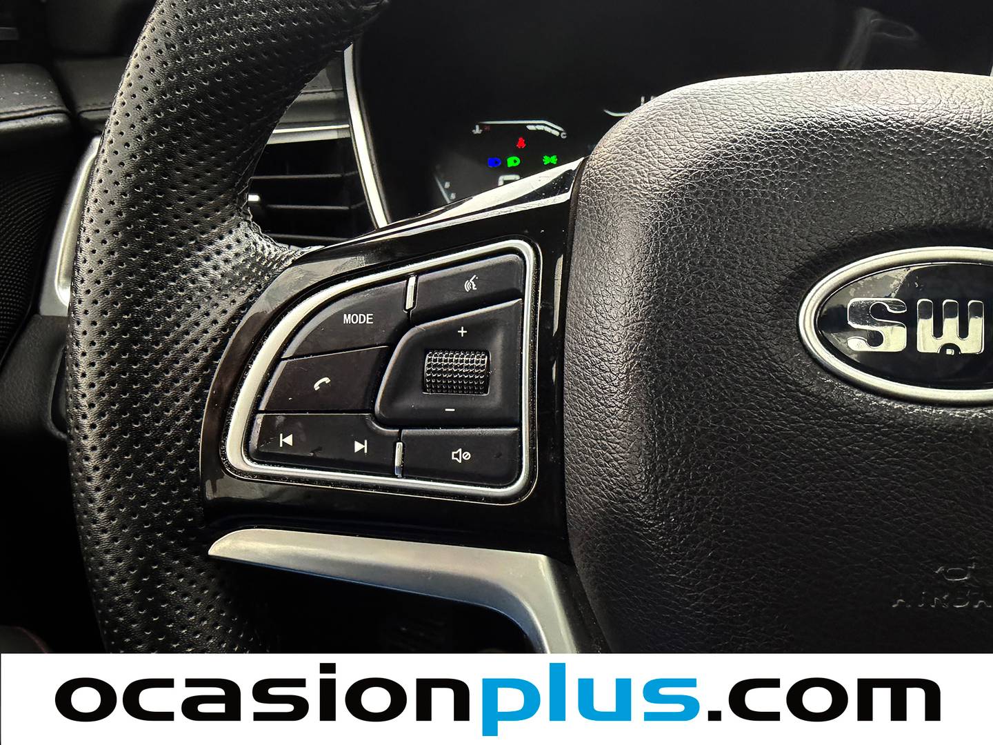 Foto SWM G01 SWM G01 1.5T Luxury  (131 CV)