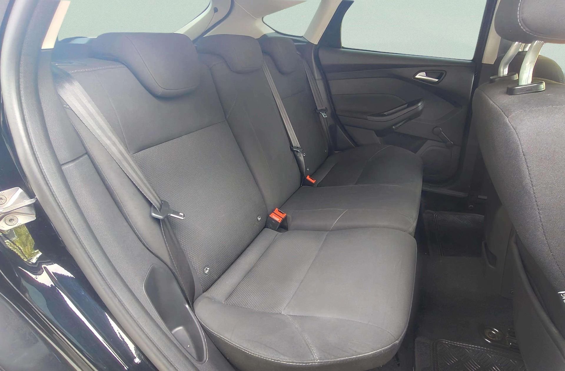 Ford Focus 1.5 TDCi Trend+ - foto 13