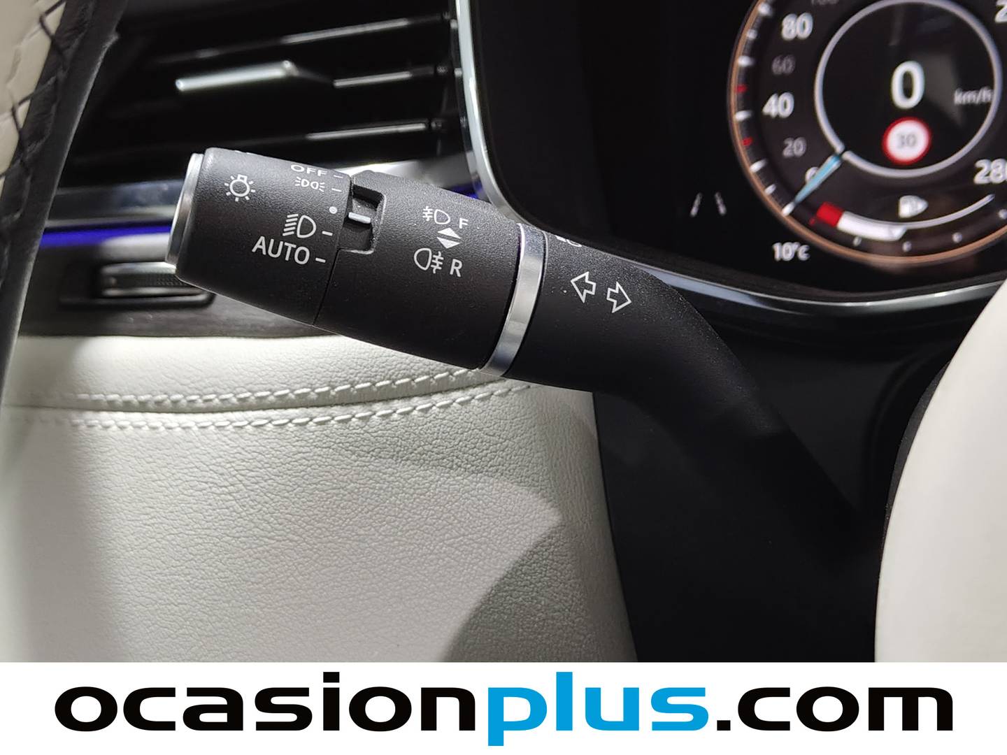 Foto Jaguar F-Pace Jaguar F-PACE 2.0 I4 PHEV SE AWD Auto  (404 CV)