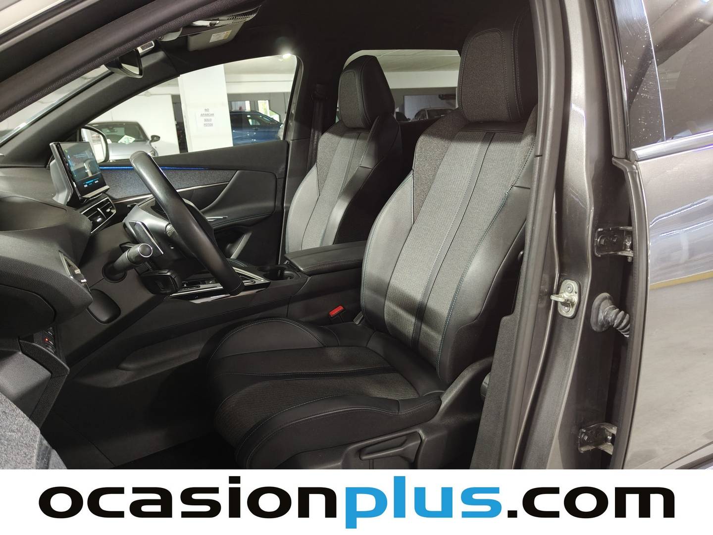 Foto Peugeot 3008 Hybrid Peugeot 3008 Hybrid 300 Allure Pack e-EAT8 (300 CV)