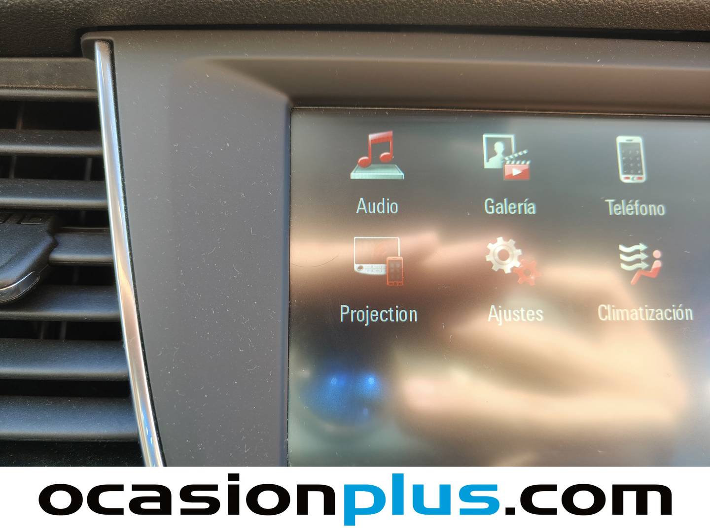 Foto Opel Grandland X Opel Grandland X 1.2 Turbo S&S Design Line (130 CV)