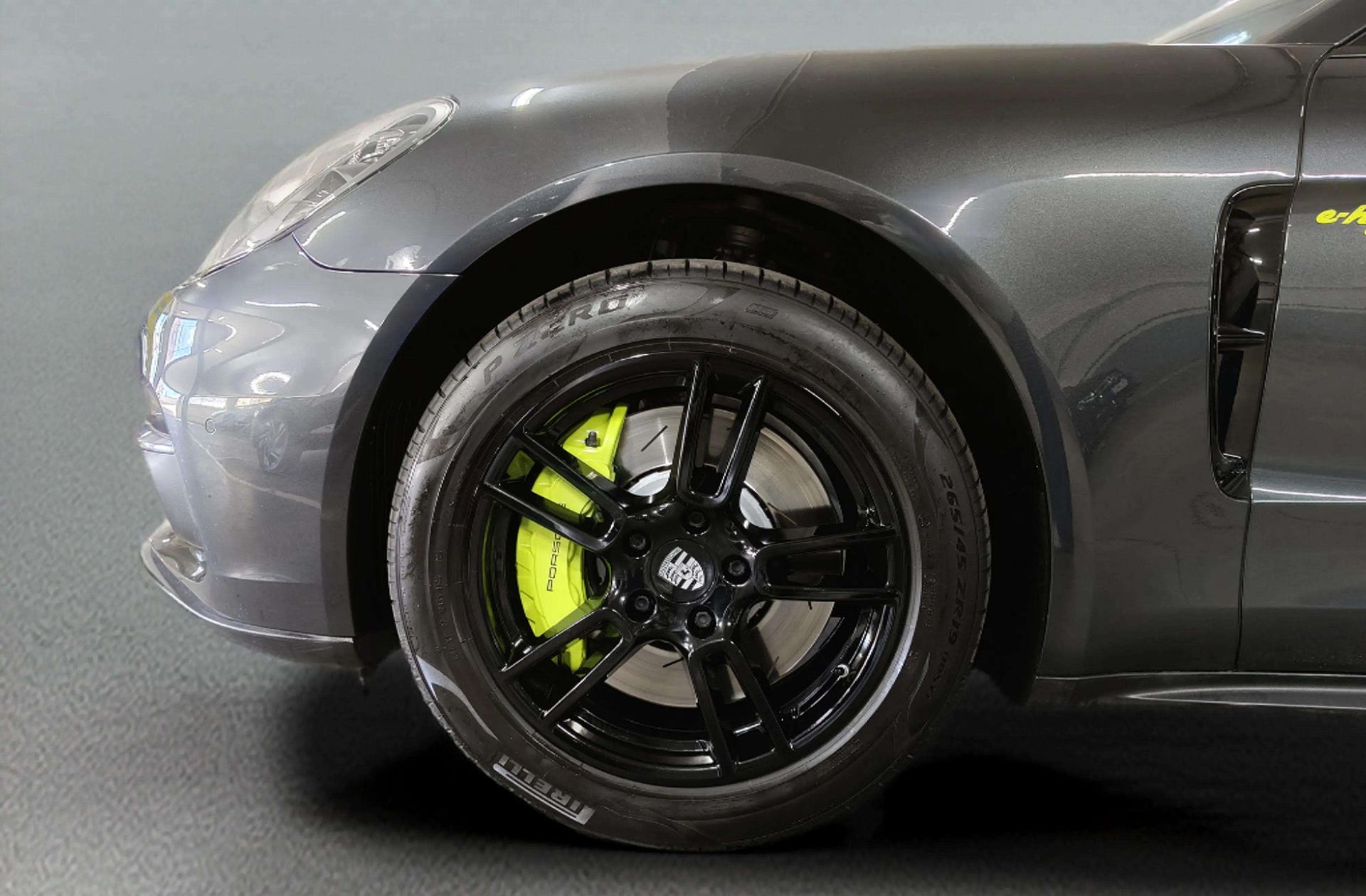 Porsche Panamera 4 E-Hybrid - foto 43