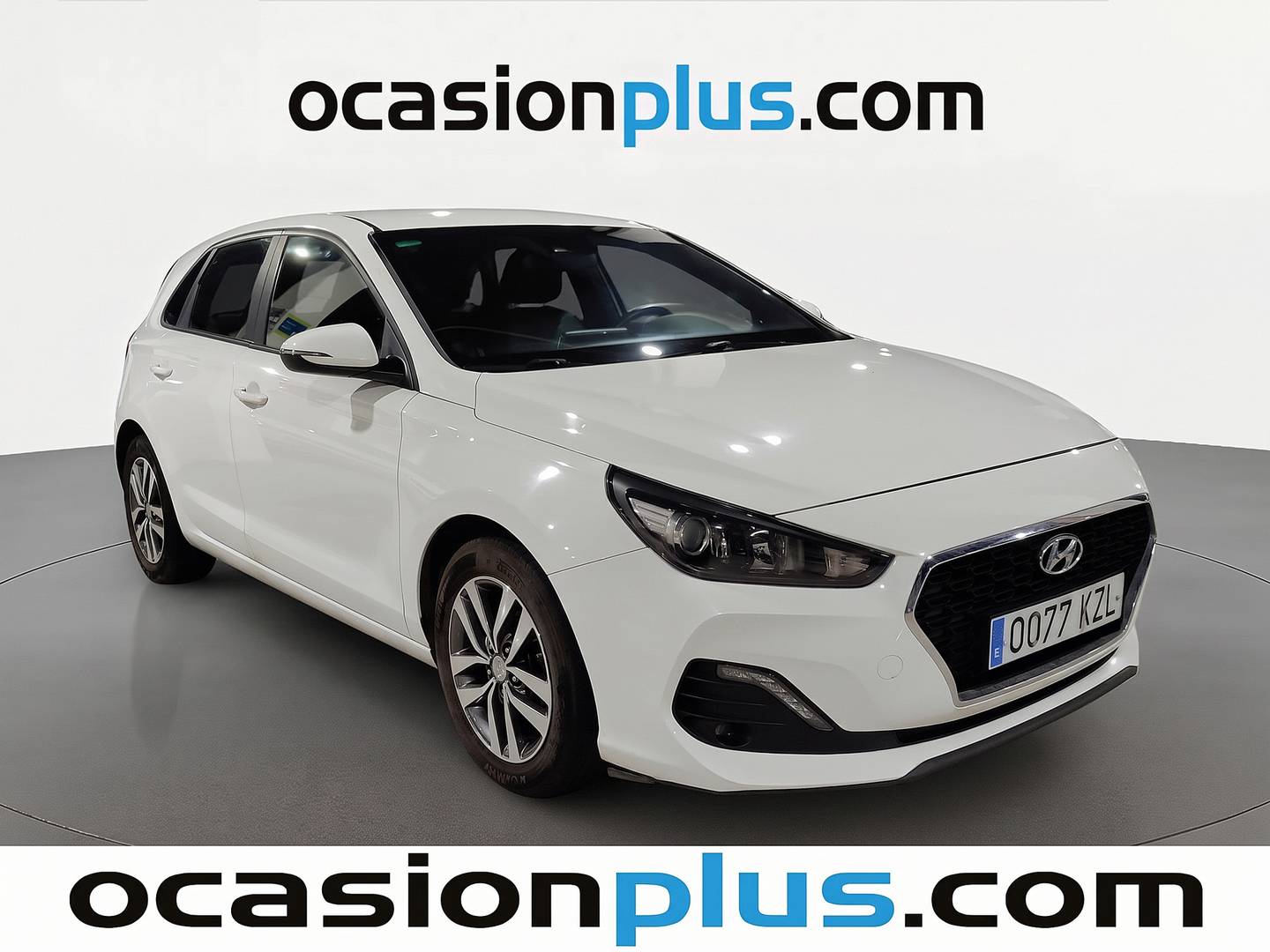 Foto delantera Hyundai i30 Hyundai i30 1.6 CRDi Klass (116 CV) derecha