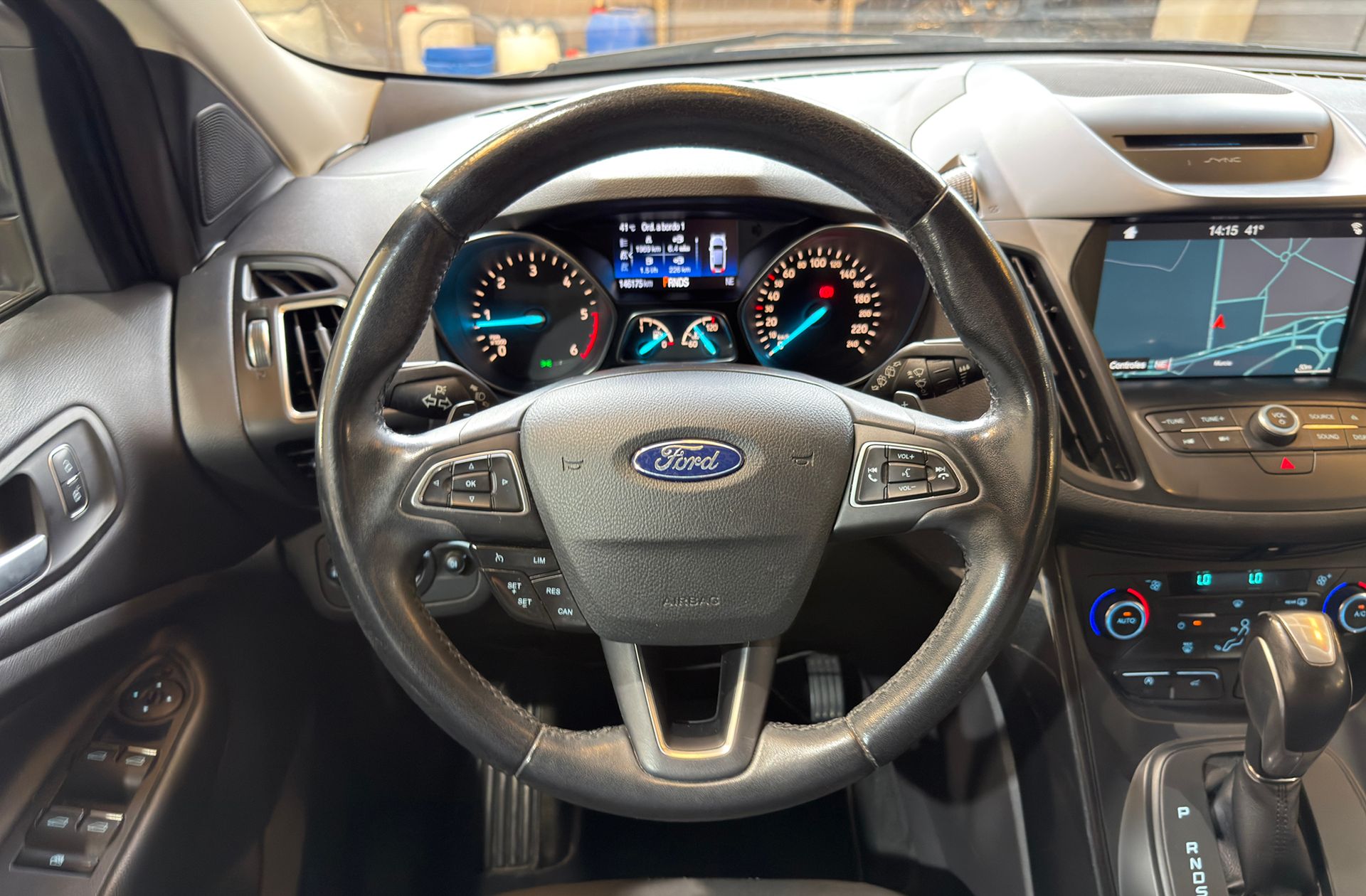 Ford Kuga 1.5 TDCi Titanium 4x2 - foto 22