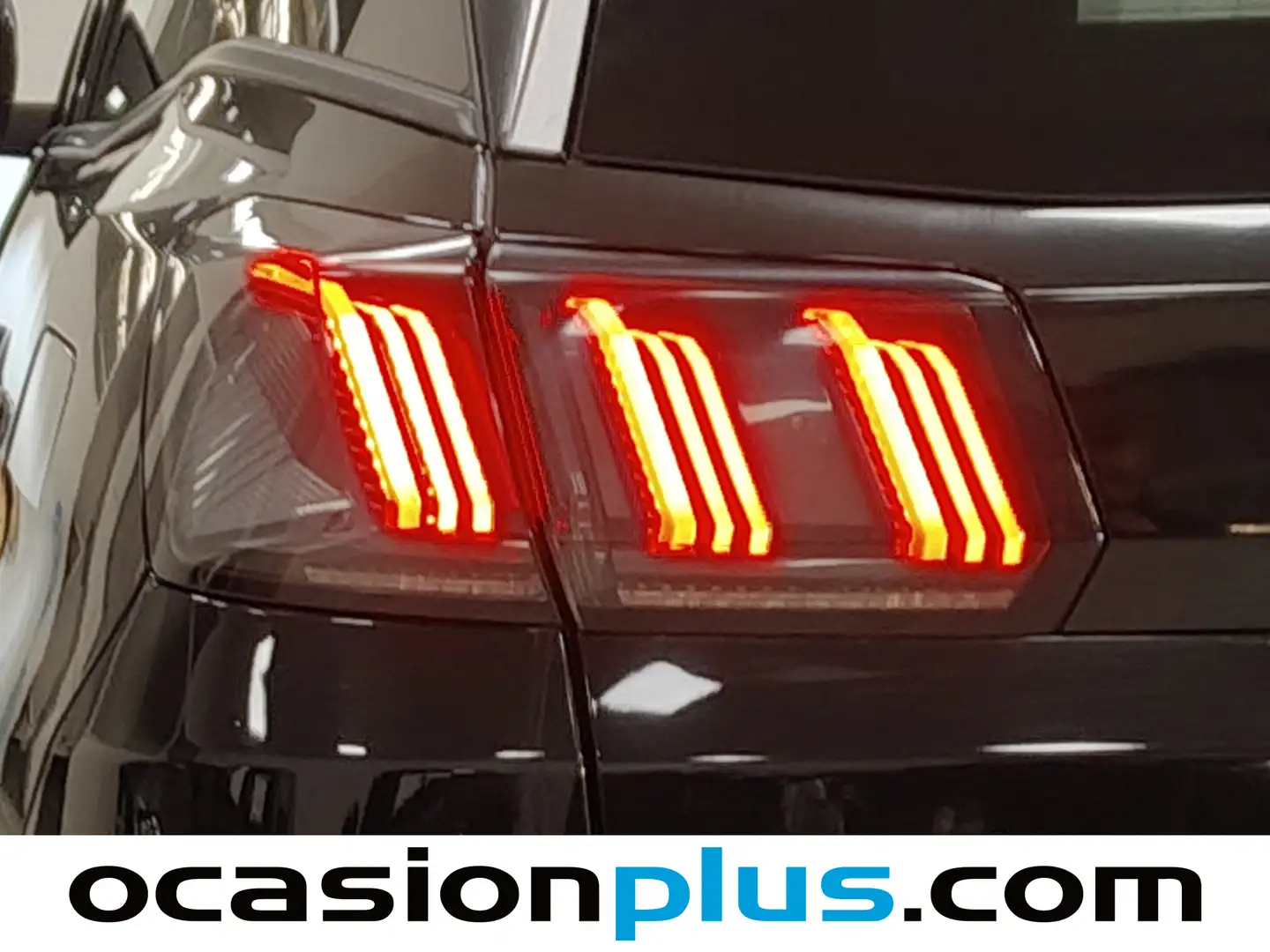 Foto Peugeot 3008 Hybrid Peugeot 3008 Hybrid 300 Allure Pack e-EAT8 (300 CV)