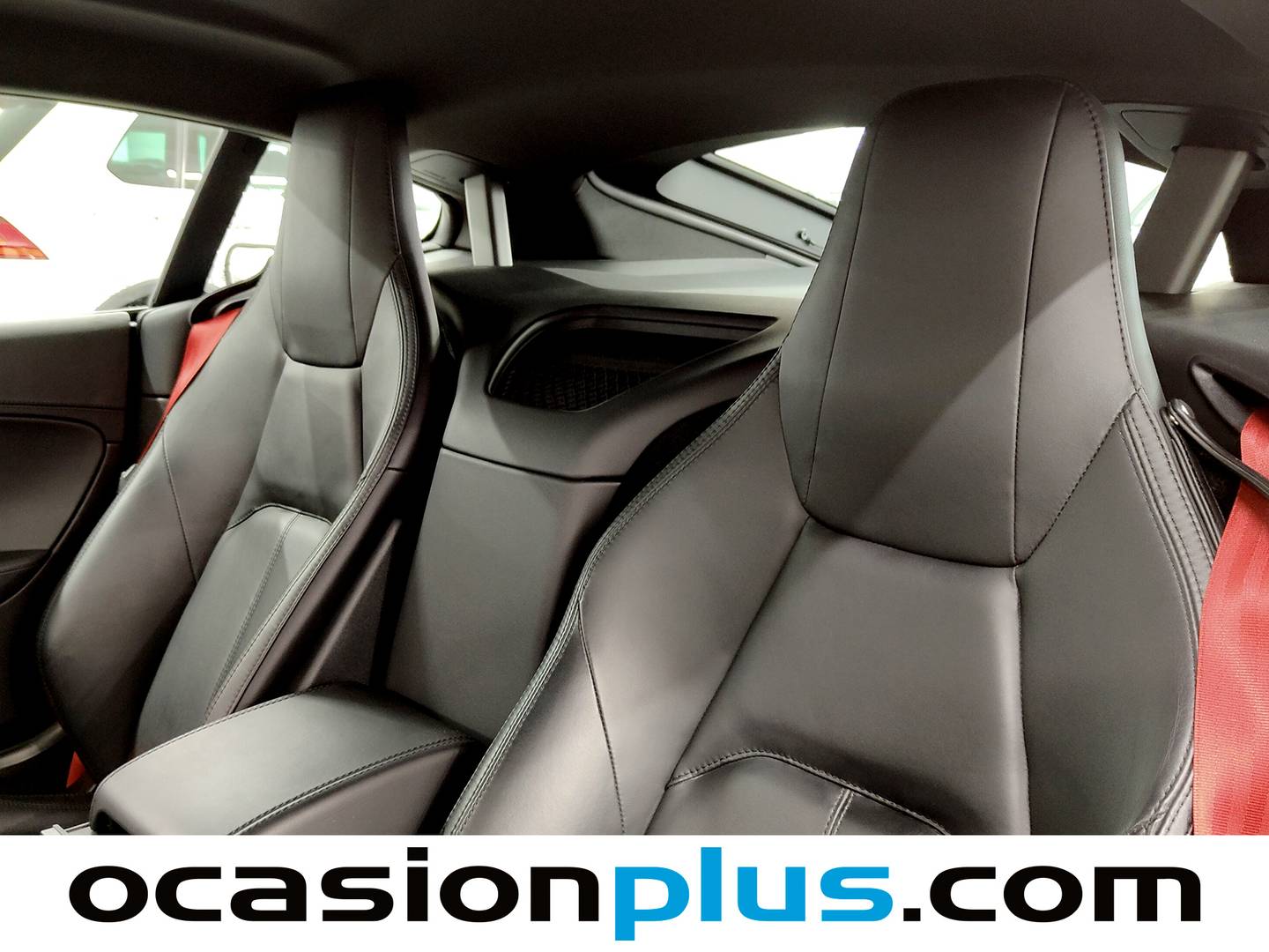 Extras y acabados del Jaguar F-Type Jaguar F-TYPE Coupe 2.0 i4 Auto (300 CV)