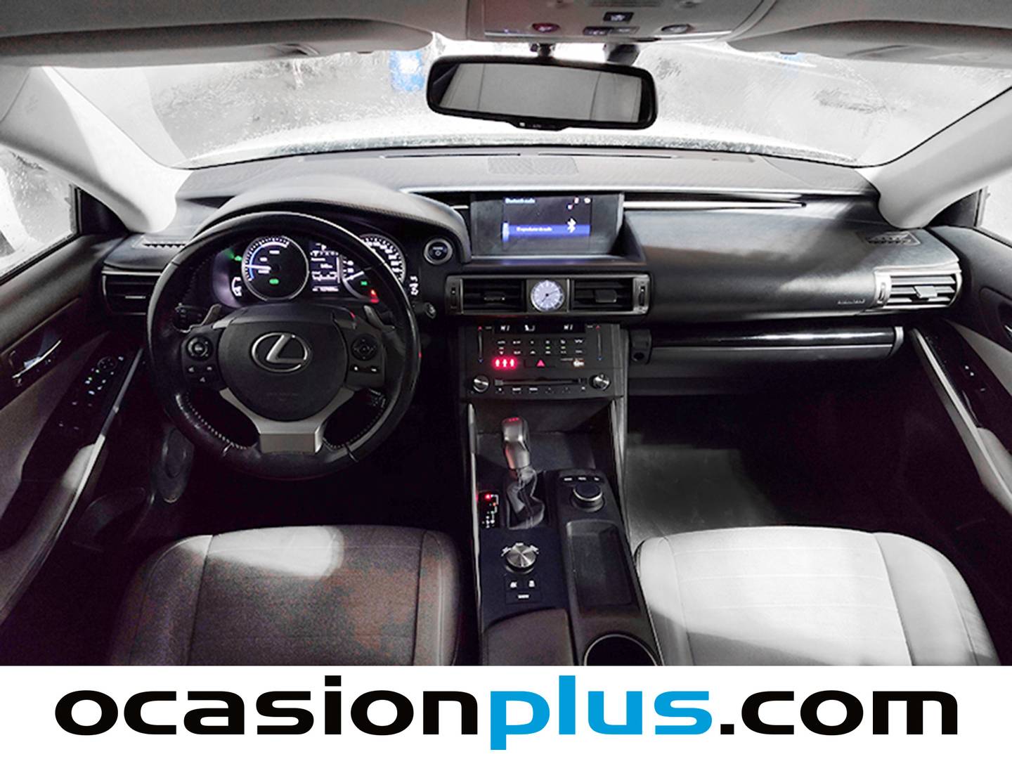 Foto Lexus IS Lexus IS 300h Executive sedan (223 CV)