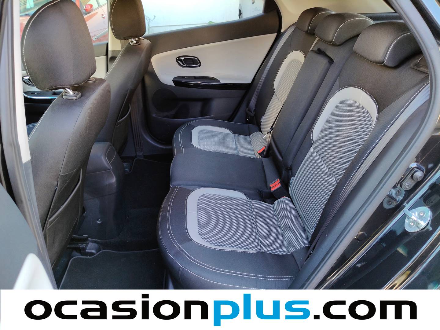 Foto asientos traseros KIA Ceed KIA Ceed 1.4 CRDi WGT x-Tech16 (90 CV)