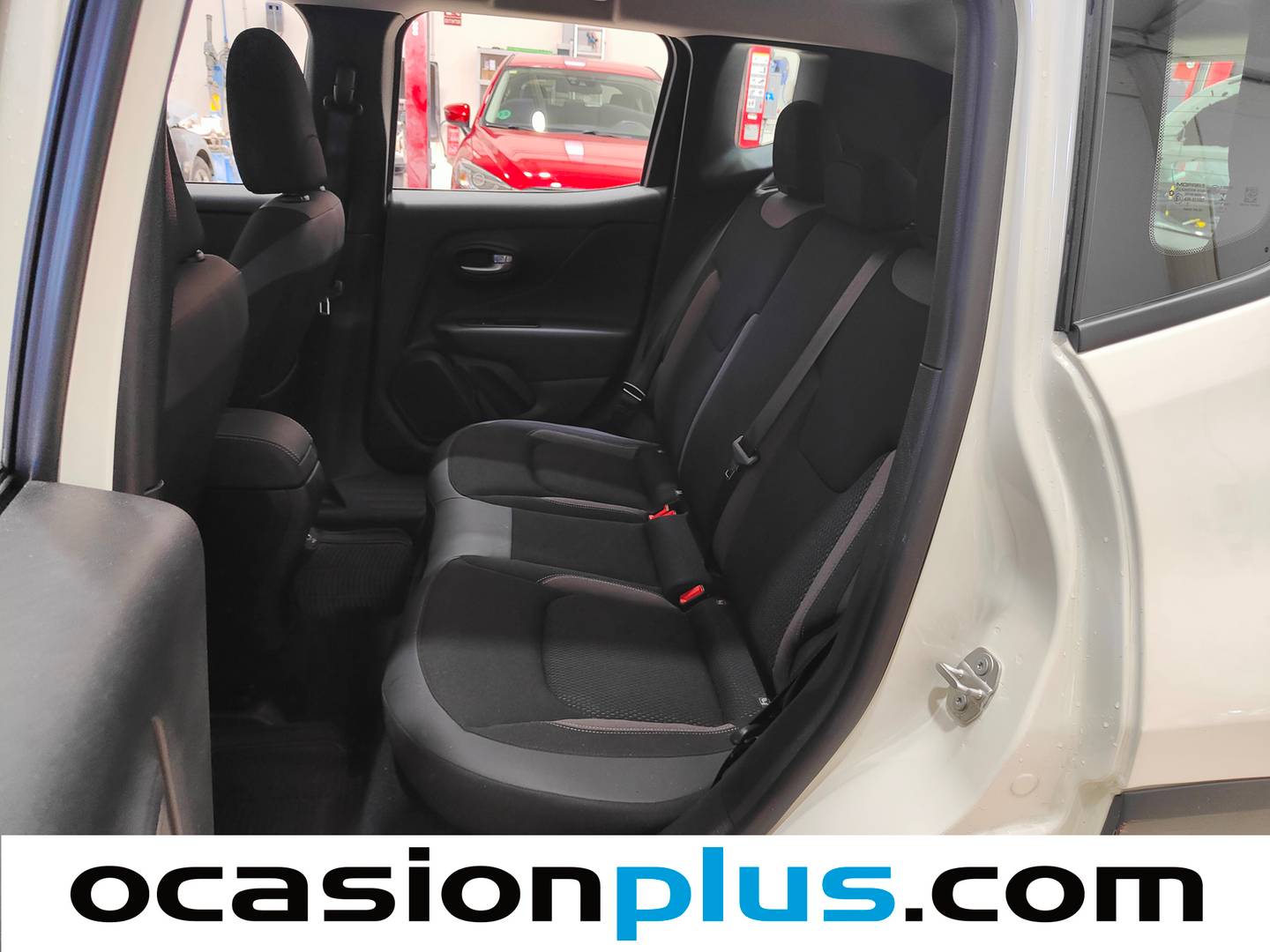 Foto asientos traseros Jeep Renegade Jeep Renegade eHybrid 1.5 Limited ATX (130 CV)