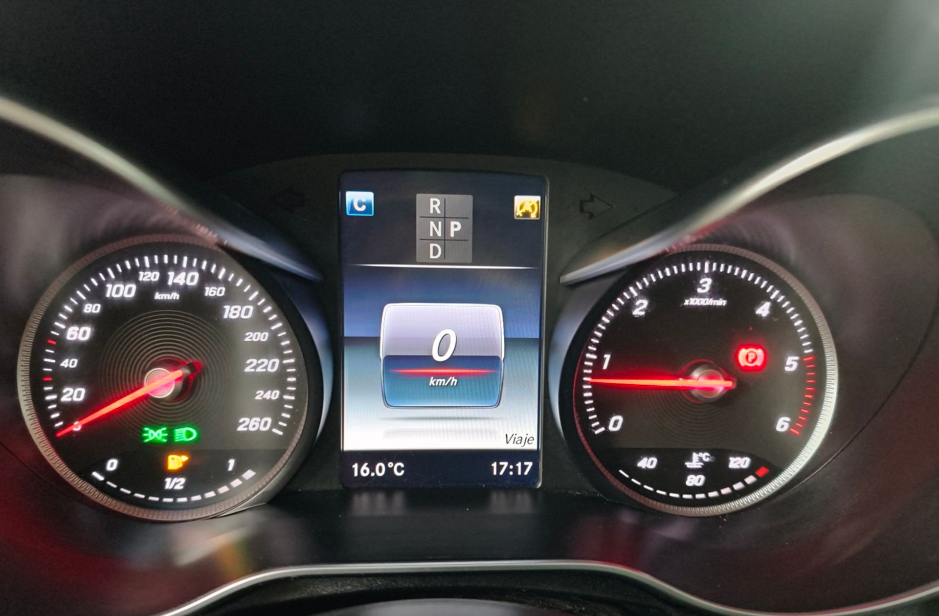 Mercedes-Benz Clase C Estate 220 d Pack AMG - foto 23