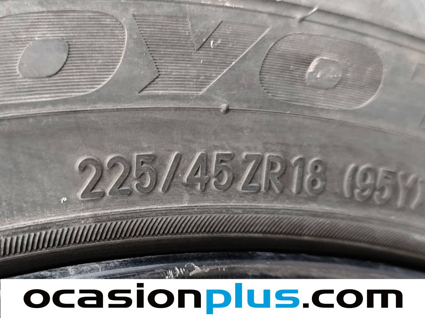 Foto Jaguar XE Jaguar XE 2.0 Diesel R-Sport RWD Auto (180 CV)