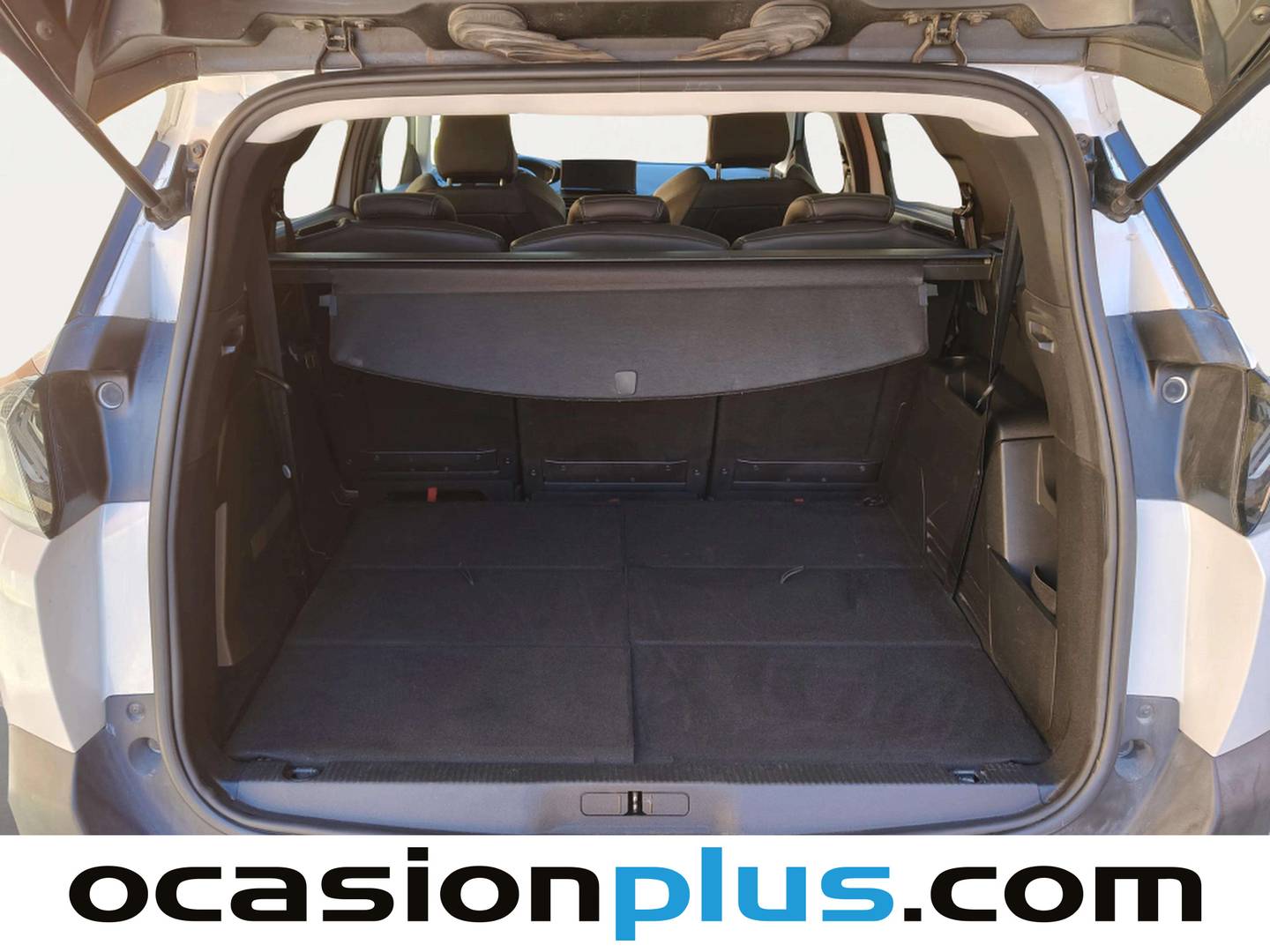 Foto Peugeot 5008 Peugeot 5008 BlueHDi 130 S&S Allure (130 CV) siete plazas