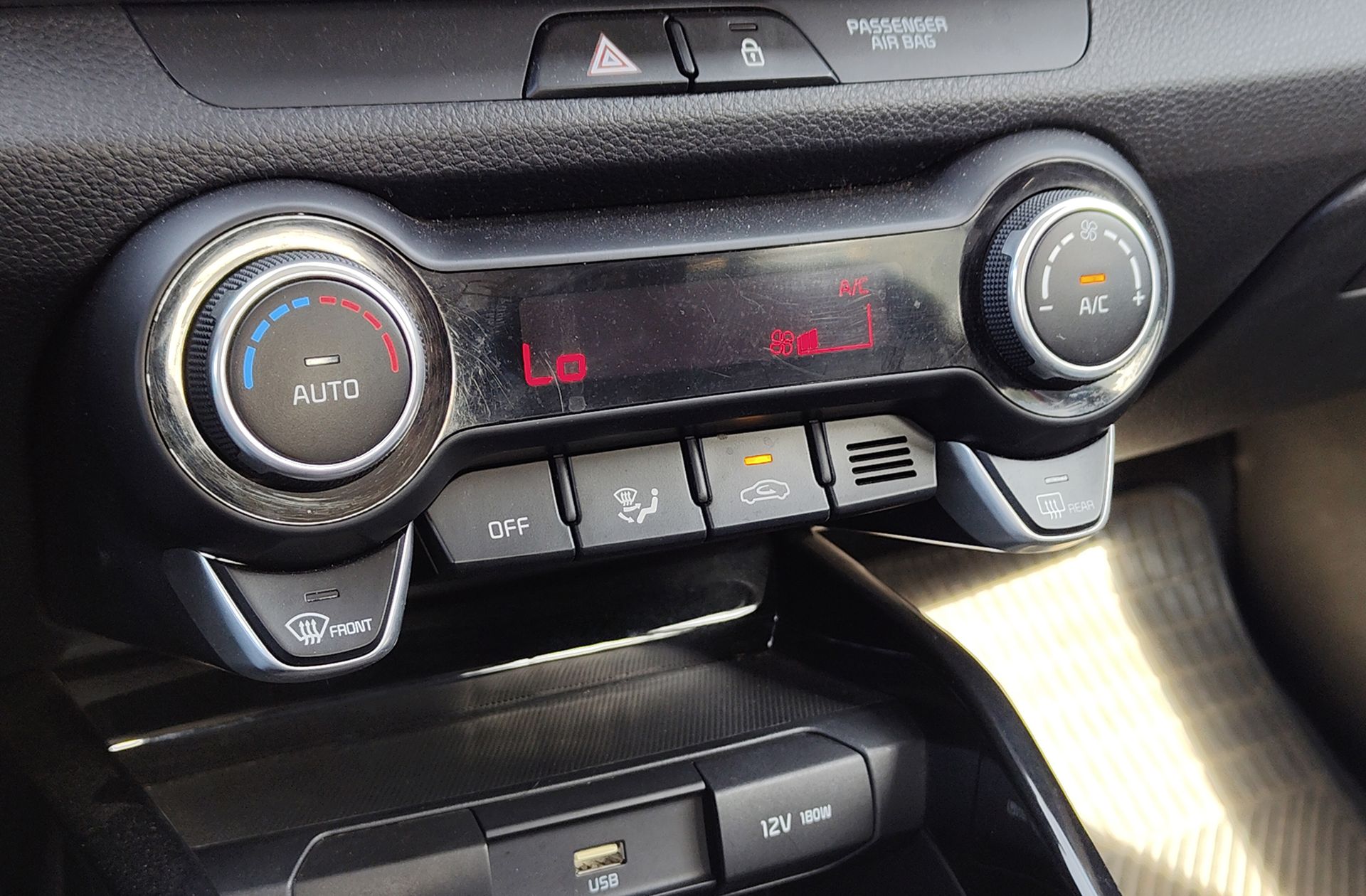 Kia Stonic 1.2 DPi Drive - foto 28