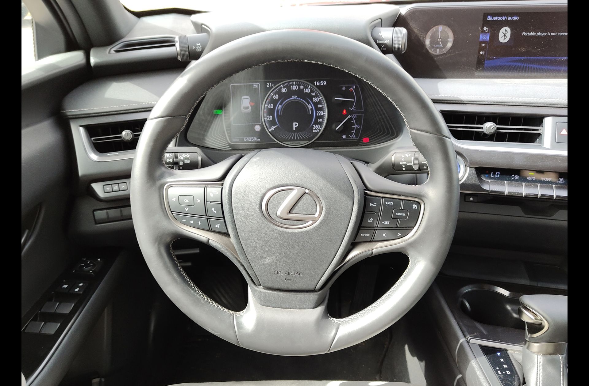 Lexus UX 250h Business 2WD - foto 17