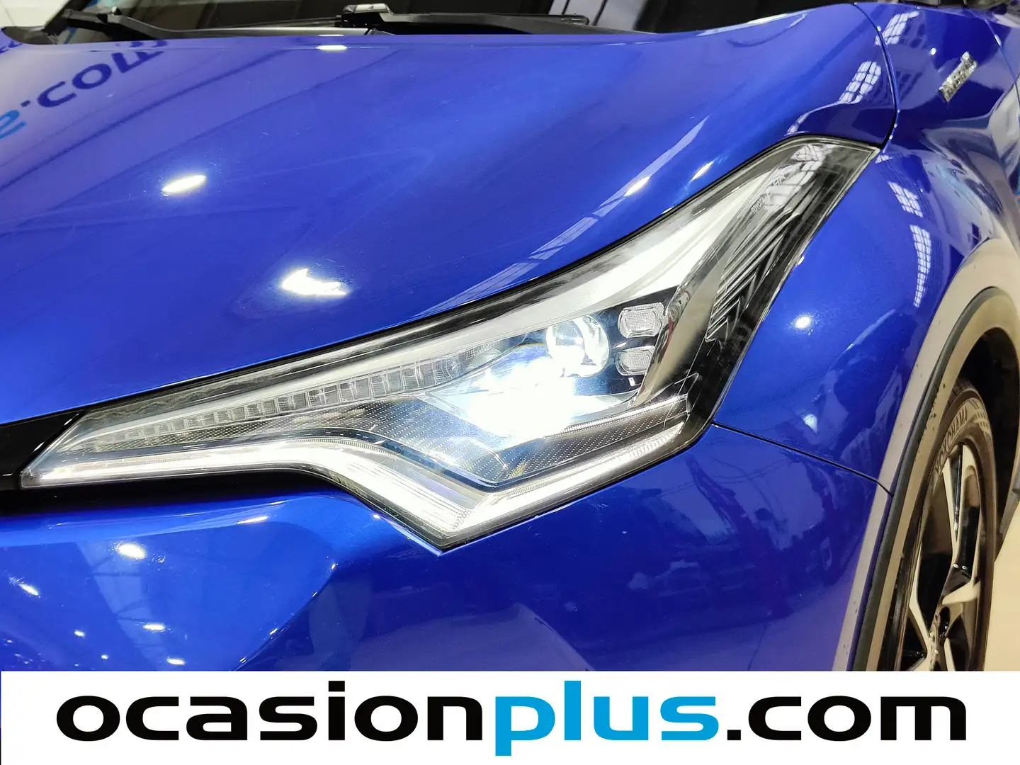 Foto Toyota C-HR Toyota C-HR 1.8 125H Advance (122 CV)