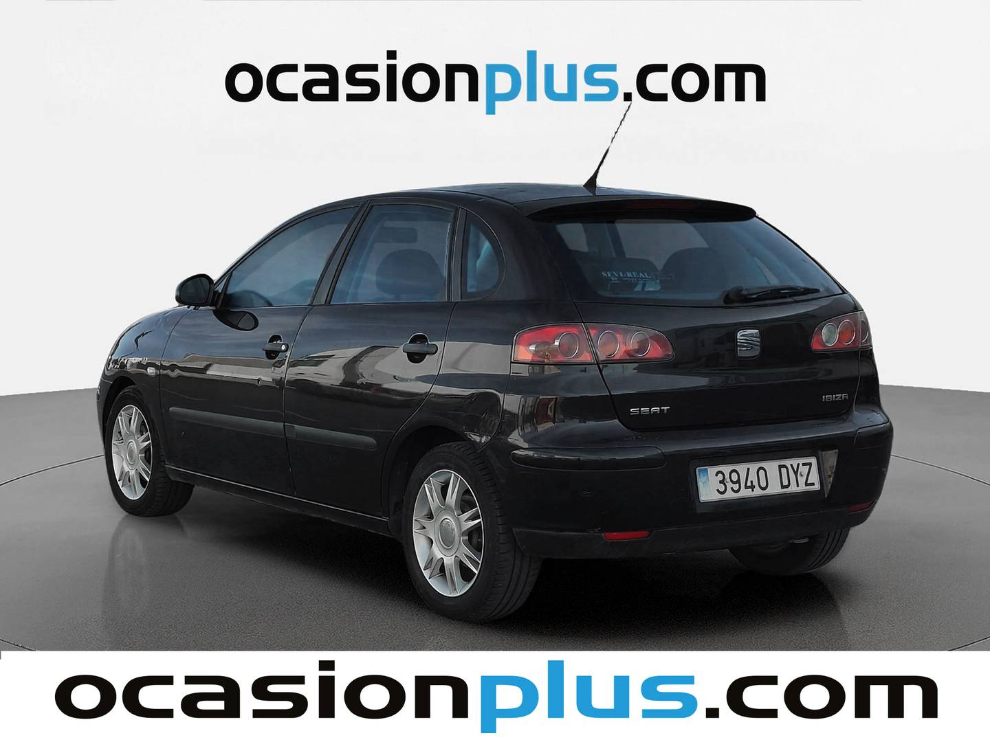 Foto delantera Seat Ibiza SEAT Ibiza 1.4 16v Reference (75 CV) derecha