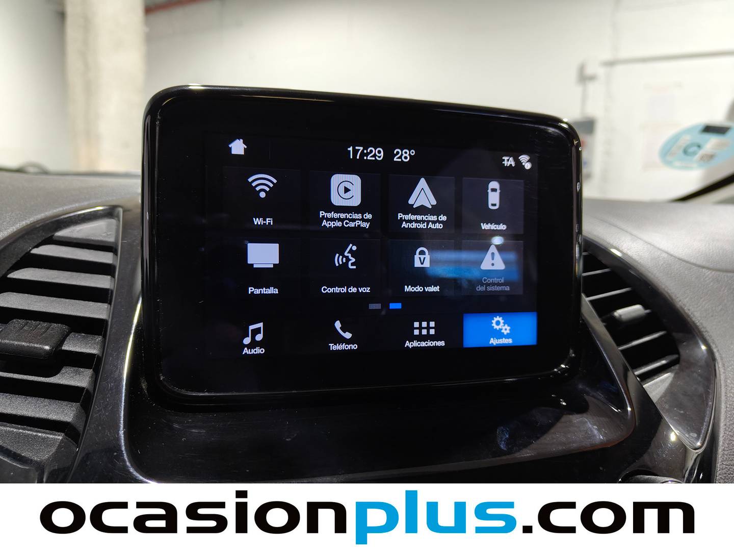 Extras y acabados del Ford Ka+ Ford Ka+ 1.2 Ti-VCT Ultimate (85 CV)