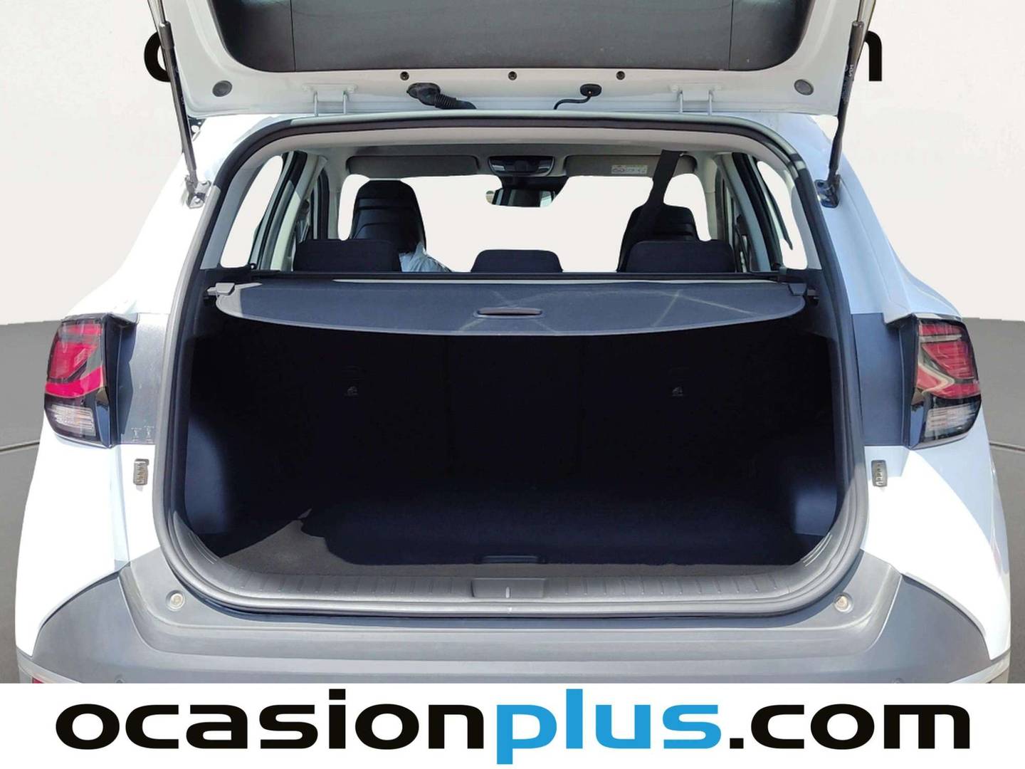 Foto asientos delanteros KIA Sportage KIA Sportage 1.6 T-GDi MHEV Drive 4x2 (150 CV)