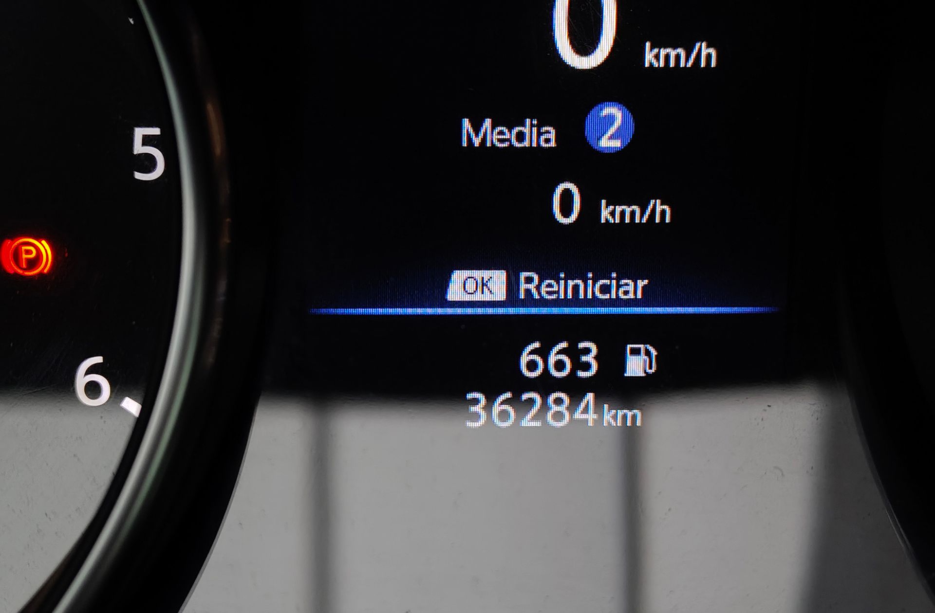 Nissan Qashqai dCi 150 Tekna+ - foto 11