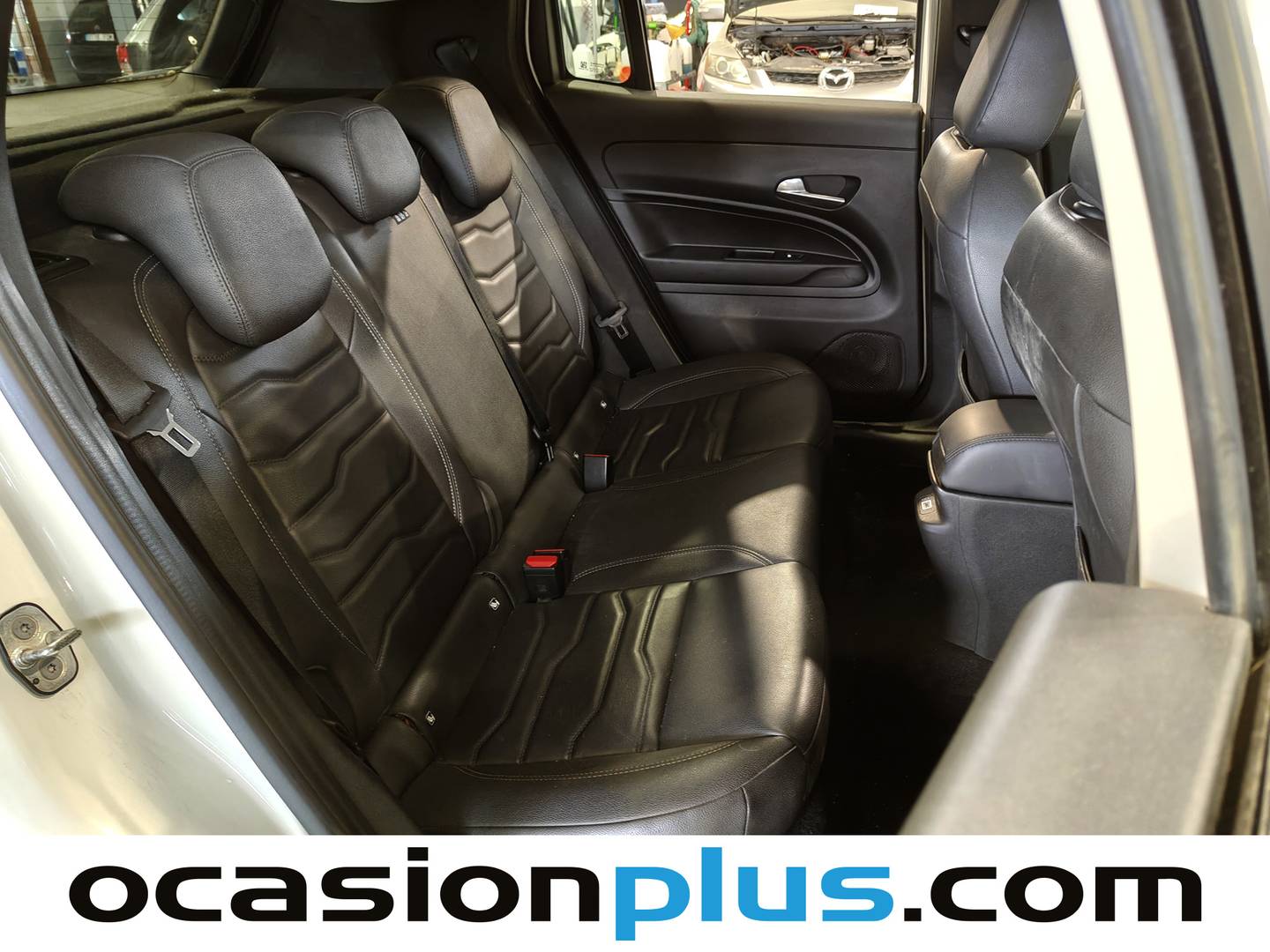 Foto Jeep Avenger Jeep Avenger 1.2 G Summit (100 CV)