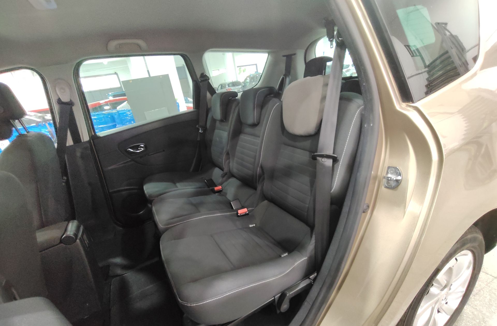 Renault Grand Scénic Limited Energy dCi 7 plazas - foto 11
