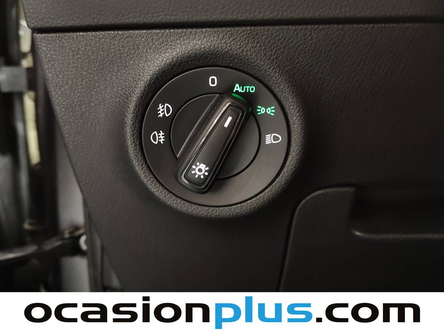 Foto Skoda Karoq Skoda Karoq 1.5 TSI ACT Ambition DSG (150 CV)