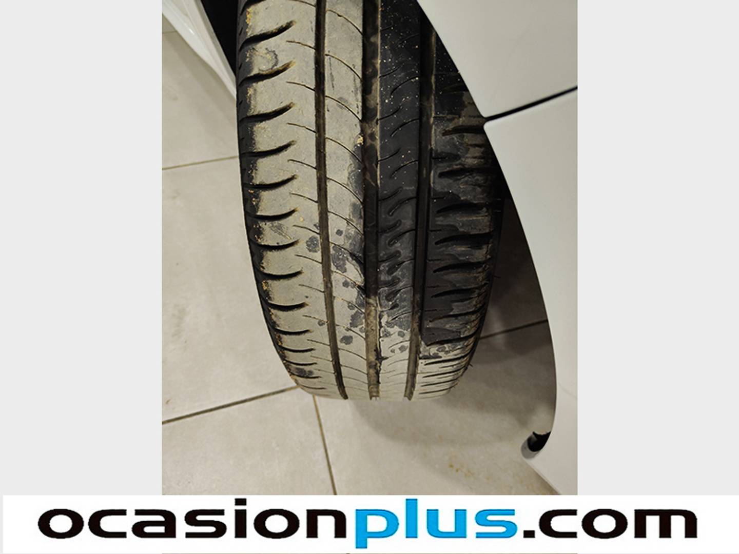 Foto Peugeot 208 Peugeot 208 PureTech 110 Signature (110 CV)