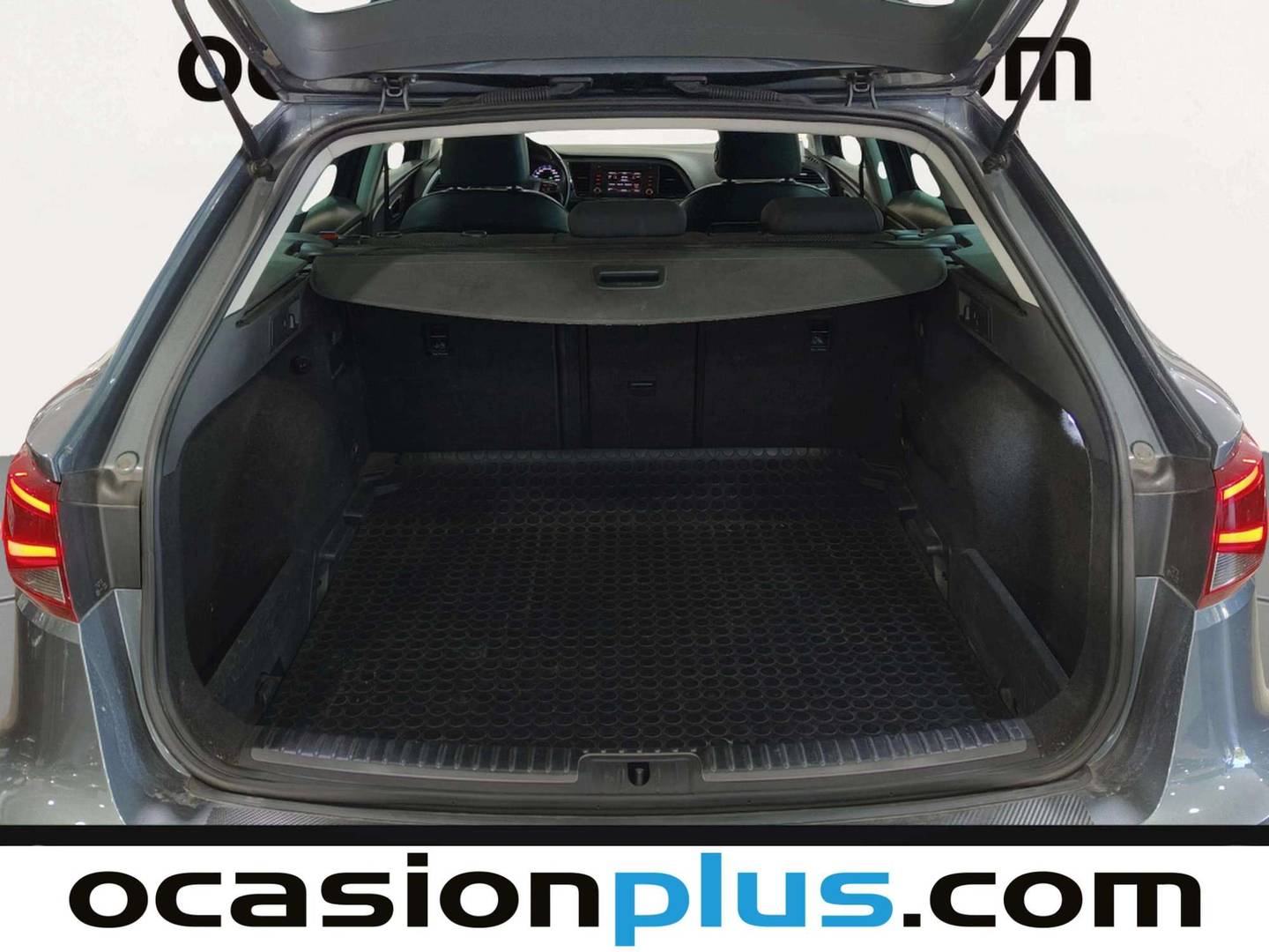 Foto asientos delanteros Seat León Seat León ST 1.4 TSI ACT S&S FR DSG7 (150 CV)