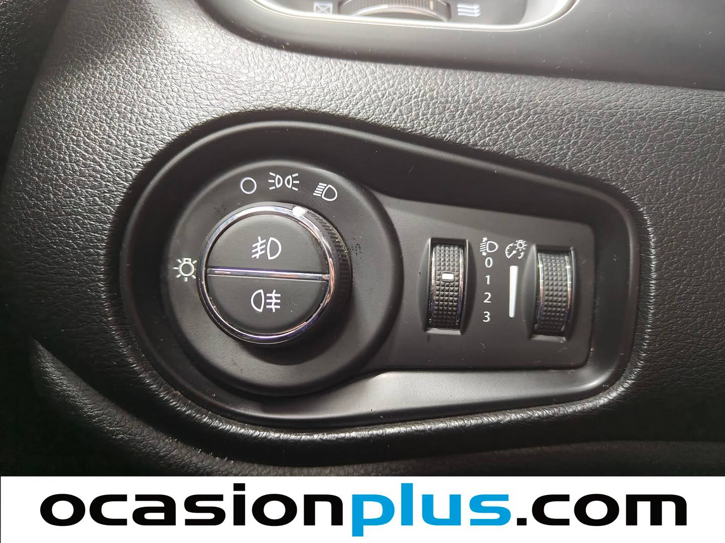 Accesorios del Jeep Renegade Jeep Renegade 1.6 Multijet Longitude 4x2 E6 (120 CV)