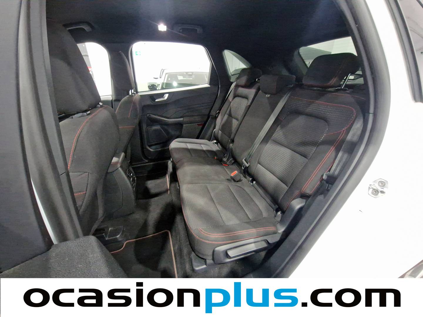 Foto asientos traseros Ford Kuga Ford Kuga 1.5 EcoBlue ST-Line (120 CV)