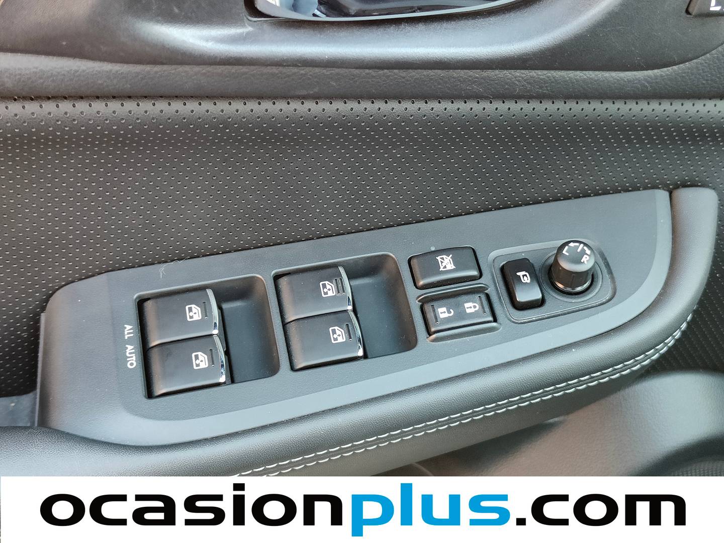 Foto Subaru Outback Subaru Outback 2.5 Executive Plus AWD CVT Lineartronic (175 CV)