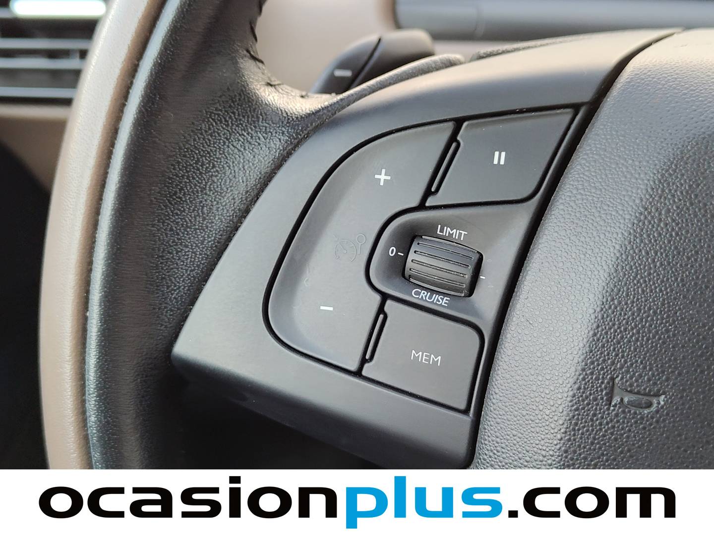 Accesorios del Citroën C4 Cactus Citroen C4 Cactus e-HDI 92 Shine ETG6 (92 CV)