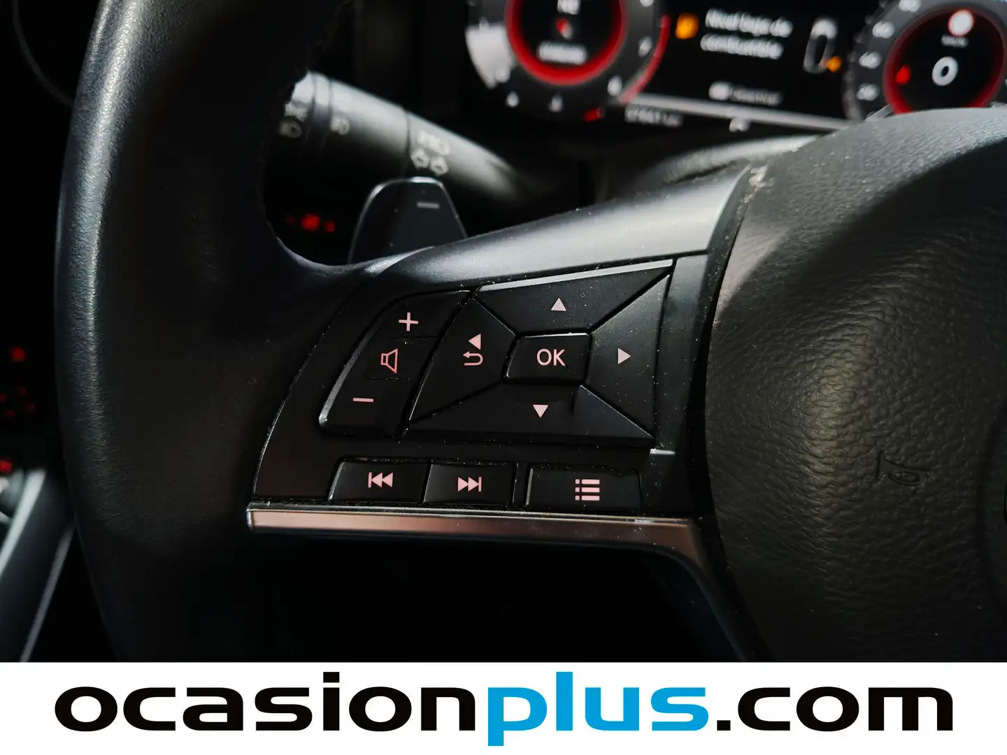 Foto Nissan JUKE Nissan Juke DIG-T N-Connecta 4x2 DCT  (114 CV)