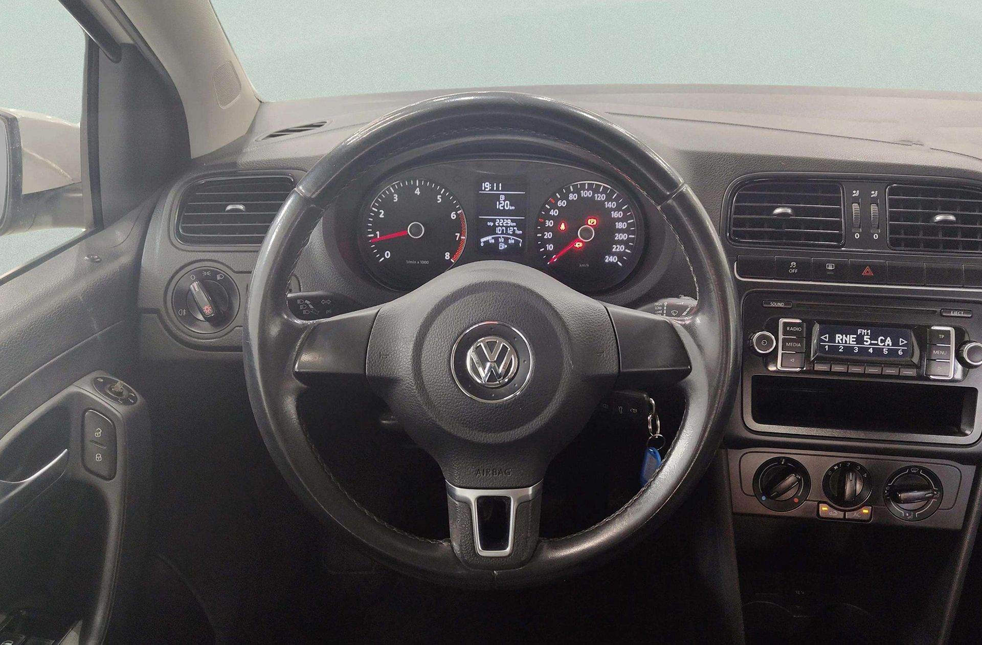 Volkswagen Polo Advance 1.2 TSI - foto 17