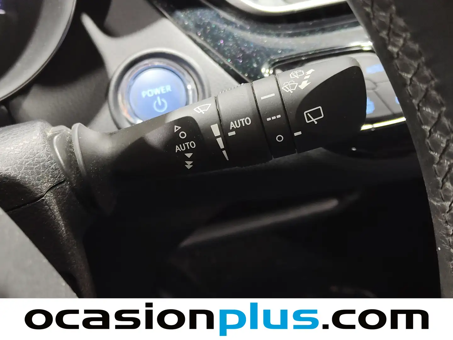 Foto Toyota C-HR Toyota C-HR 1.8 125H Style Plus (122 CV)