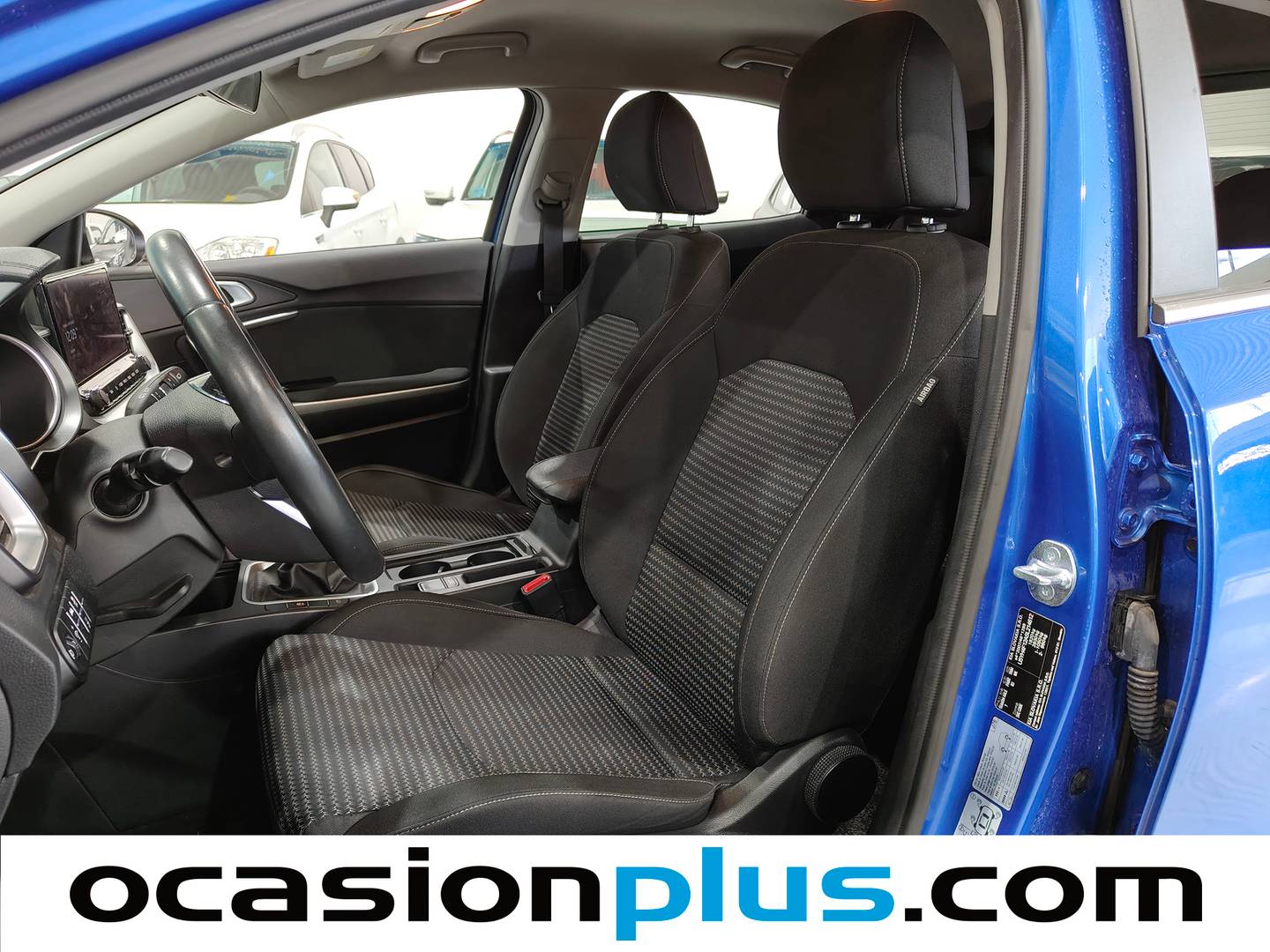 Foto asientos delanteros KIA XCeed KIA XCeed 1.0 T-GDi Drive (100 CV)