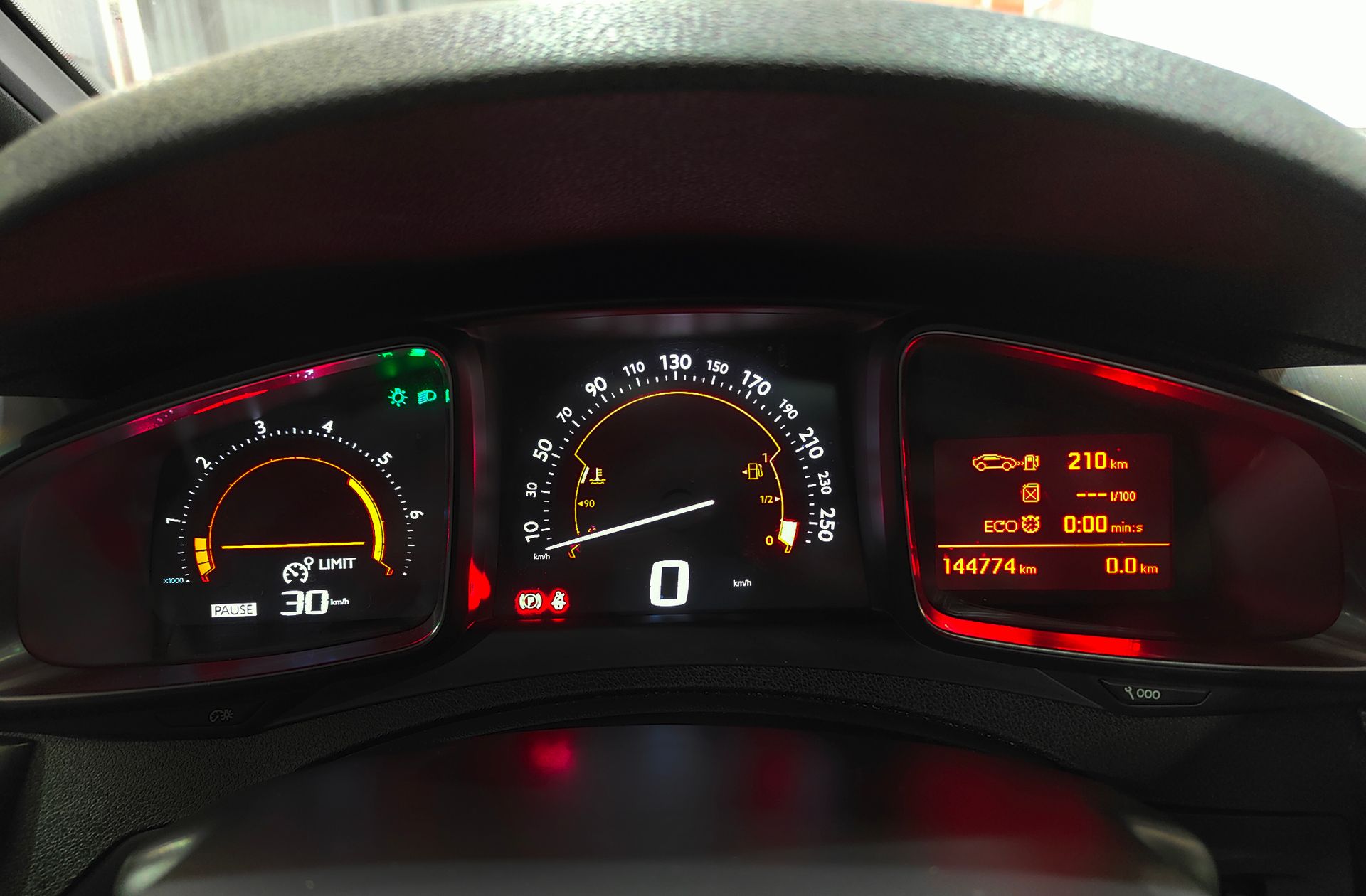 DS 5 BlueHDi 150 Style - foto 27