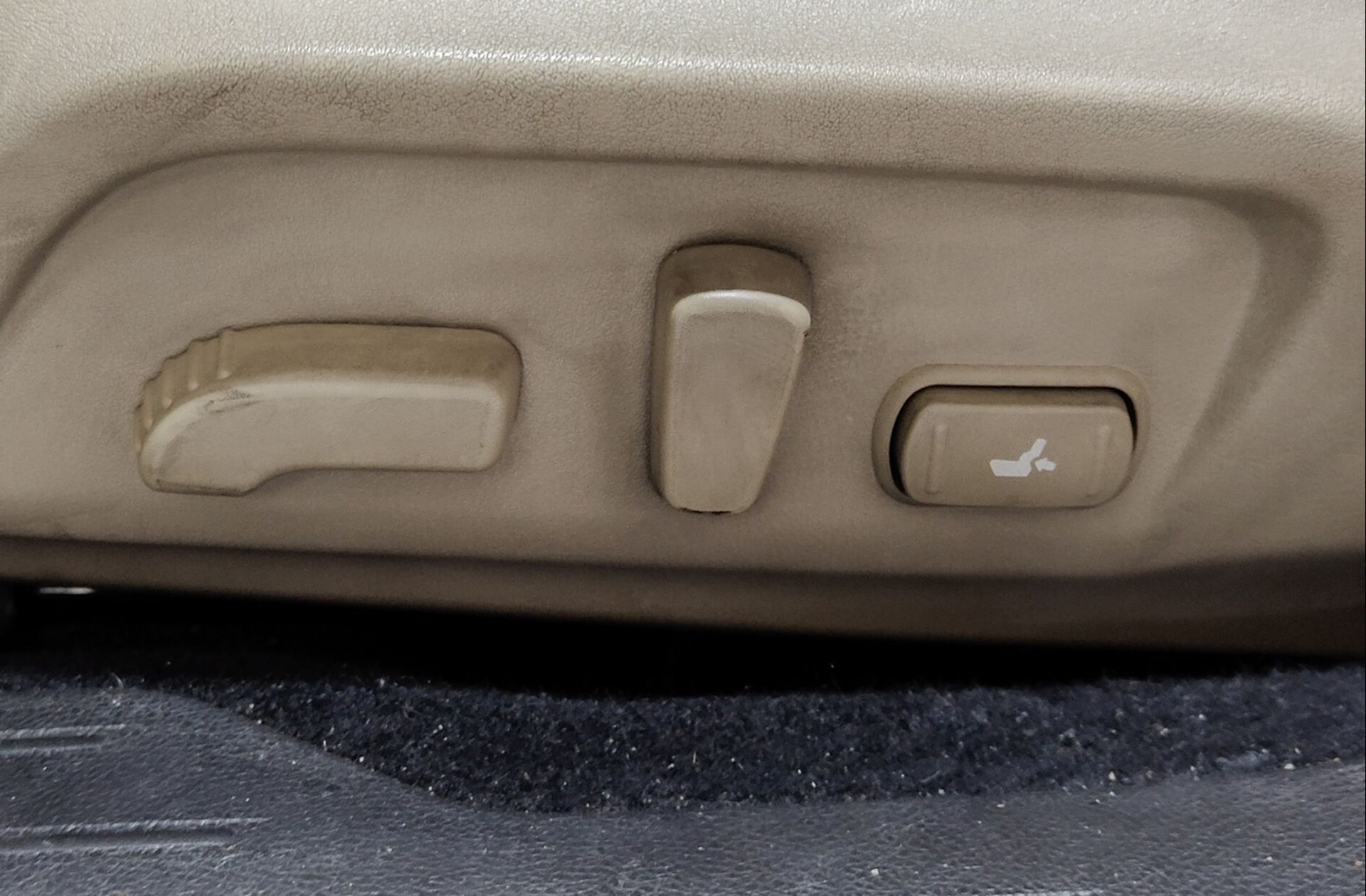 Subaru Outback 2.0 D Executive Plus CVT Lineartronic - foto 16