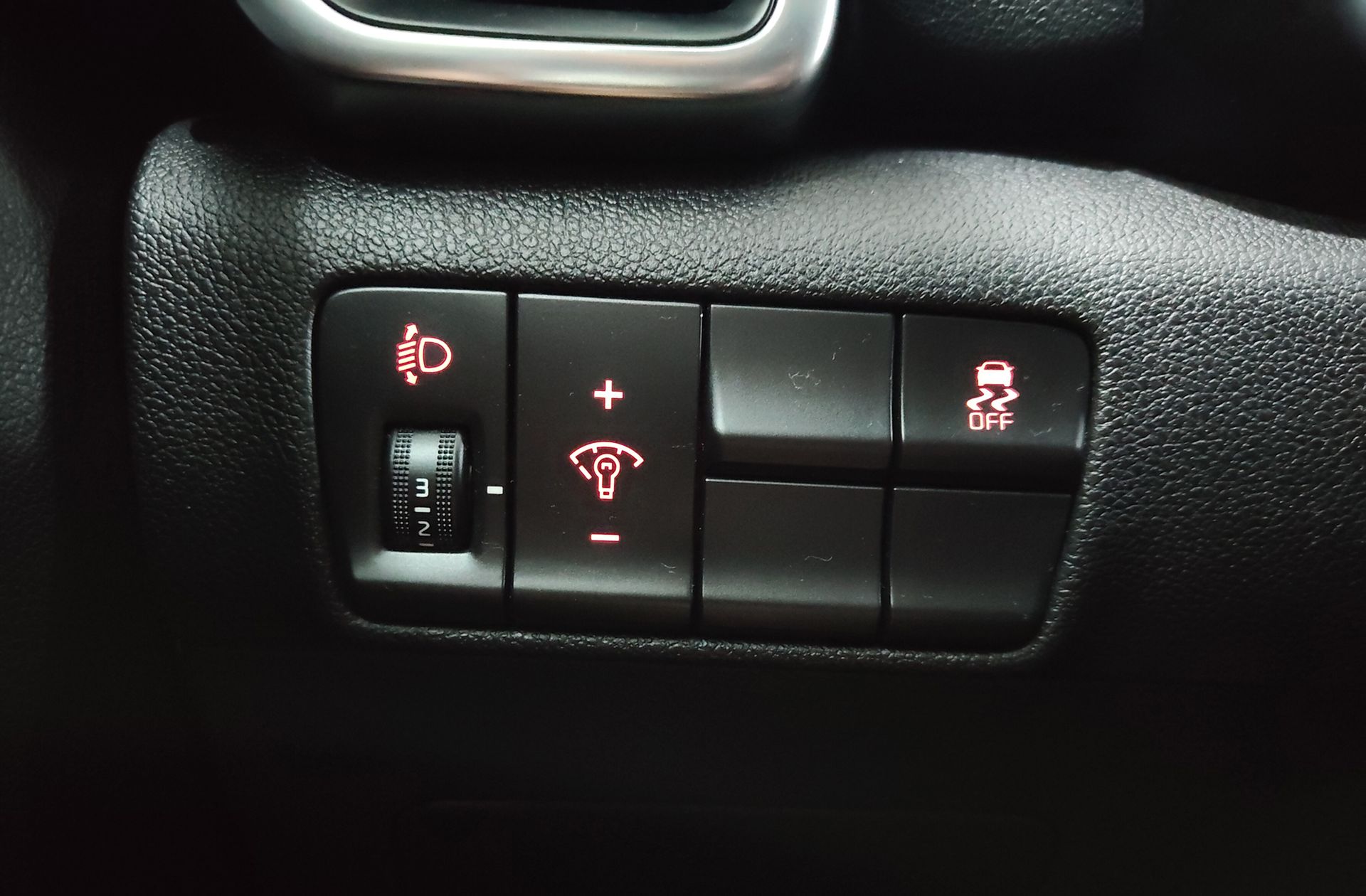 Kia Sportage 1.6 T-GDi X-Tech 4x2 - foto 25
