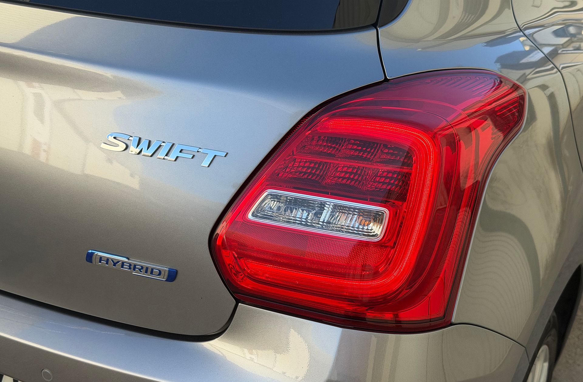 Suzuki Swift 1.2 GLE Mild Hybrid - foto 15