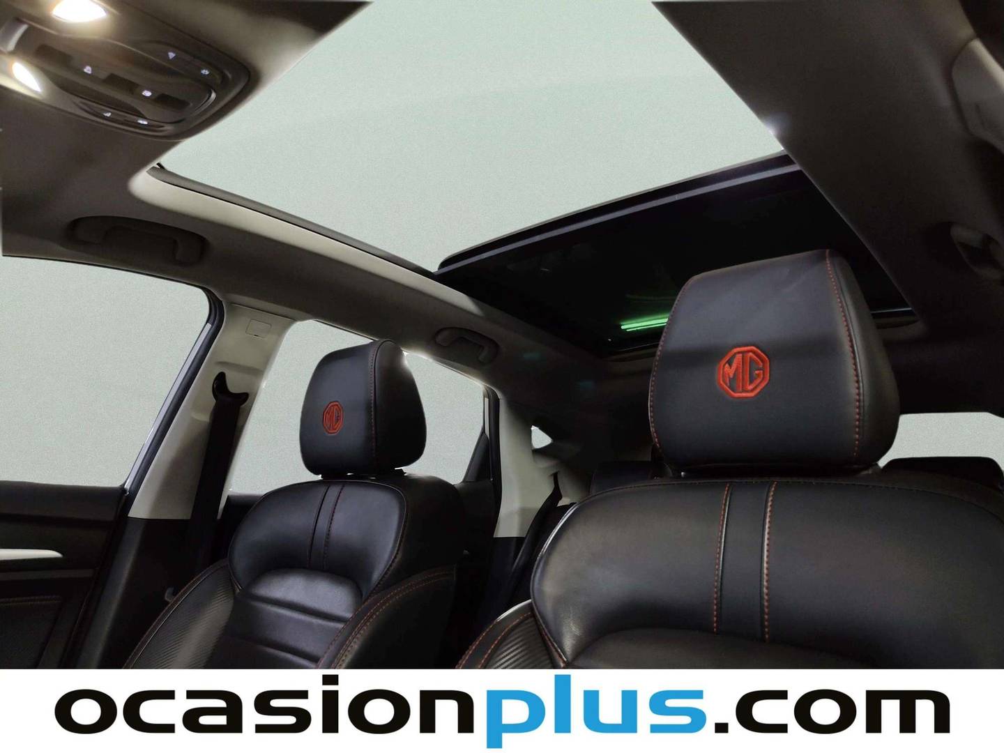 Extras y acabados del MG ZS MG ZS 1.0T Luxury (111 CV)